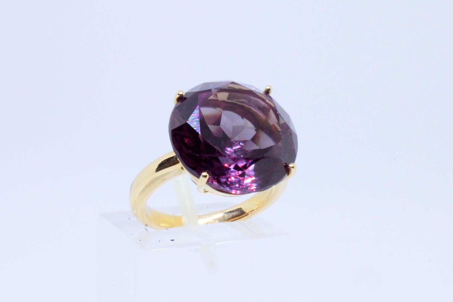 Rose gold ring with amethyst