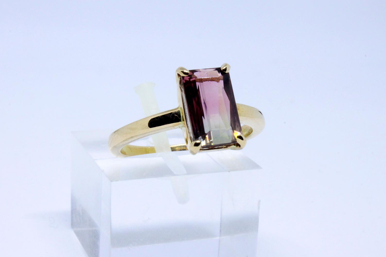 Rose gold ring with bicolor tourmaline